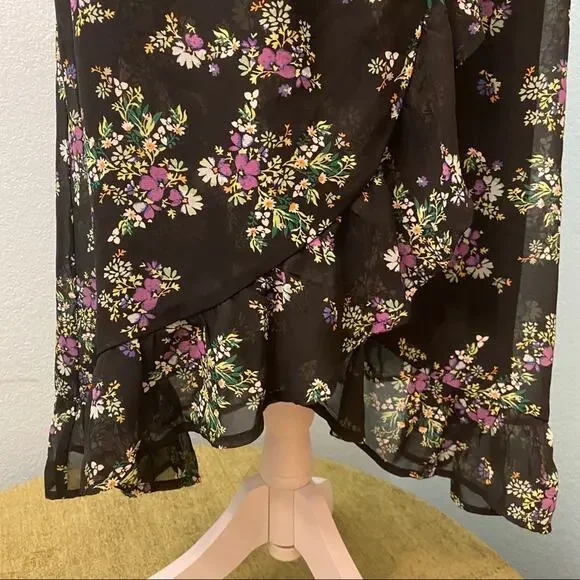 Q&A Los Angeles "Glitz & Glam Black Floral Midi - Picture 8 of 16